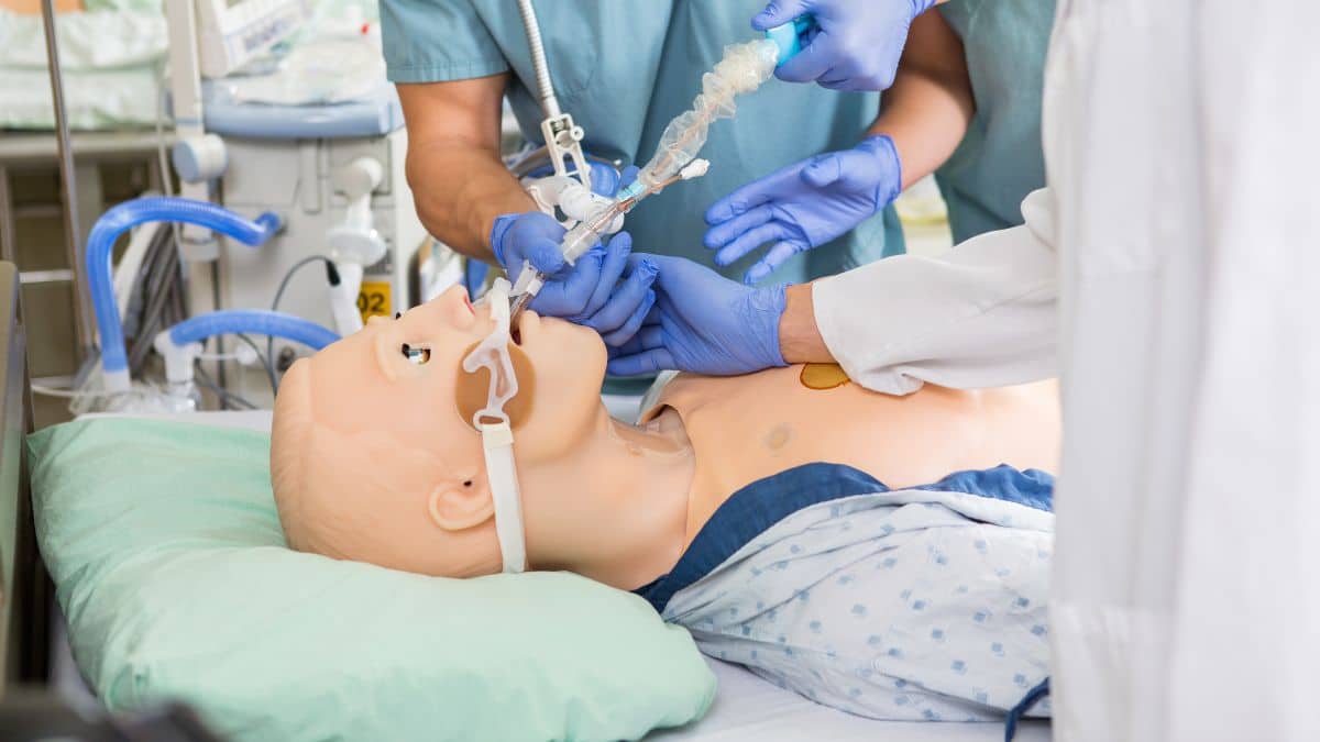 Cursos para quem deseja atuar em Unidades de Terapia Intensiva (UTI)