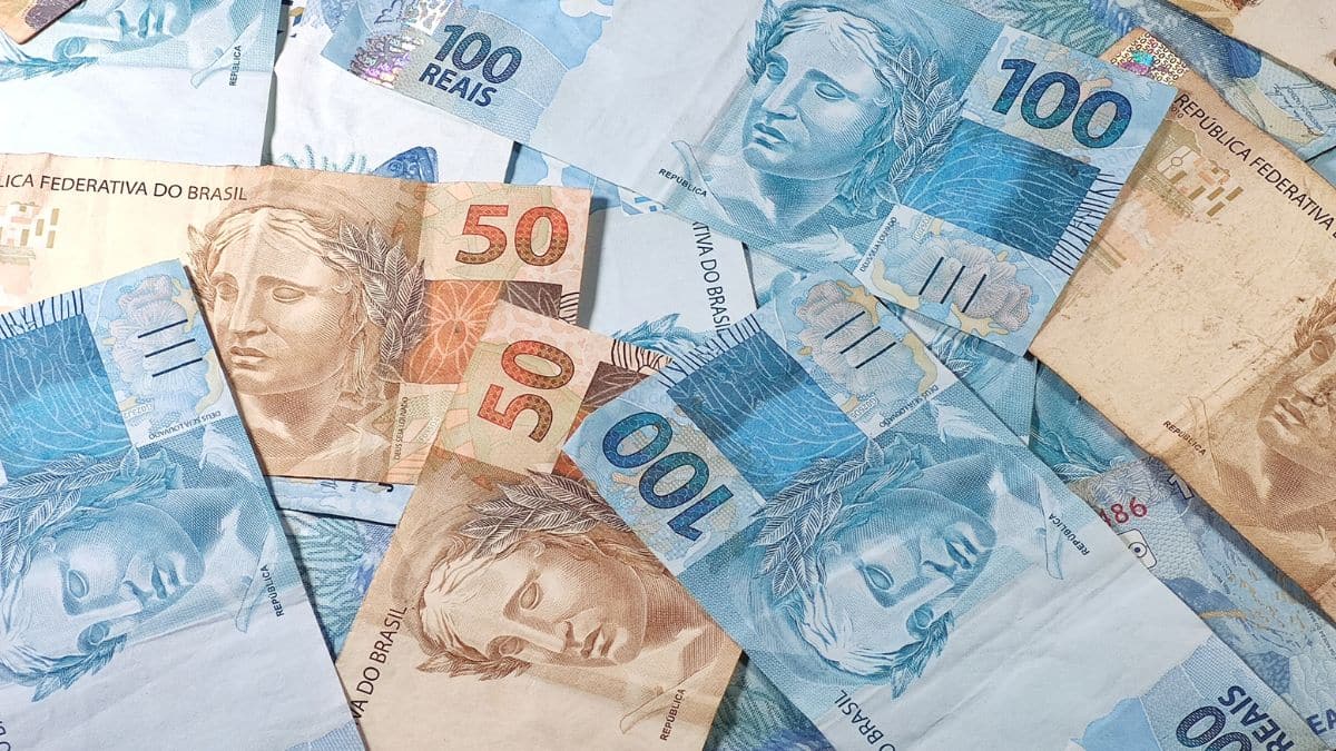 Restituição do Imposto de Renda 2025 Entenda o Calendário, quem tem direito e como consultar